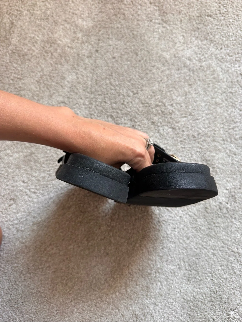 Steve Madden Hanni sandals black/gold 8